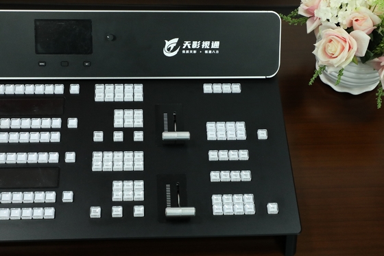 Panel de control TYST de la serie ATEM Constellation y Television Studio de BlackMagic